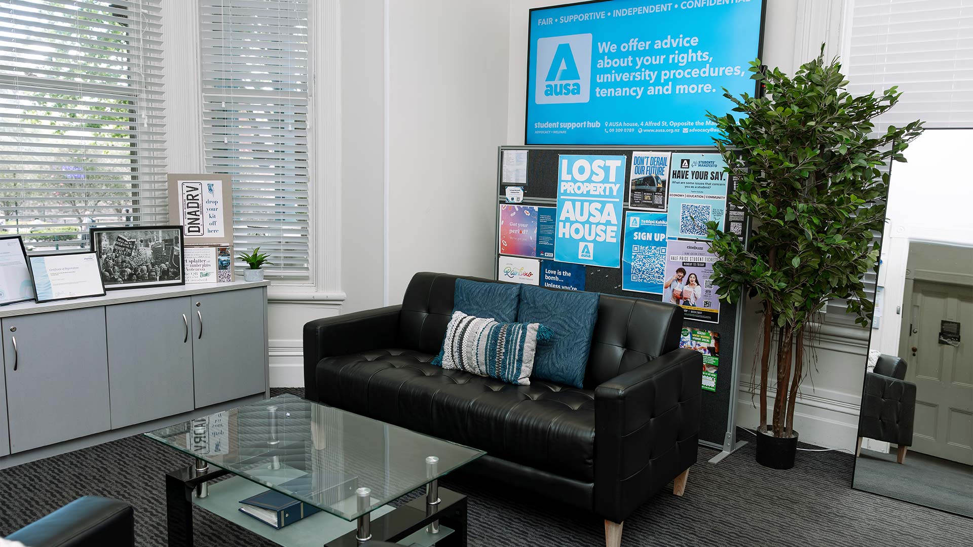 The advice room with a sofa